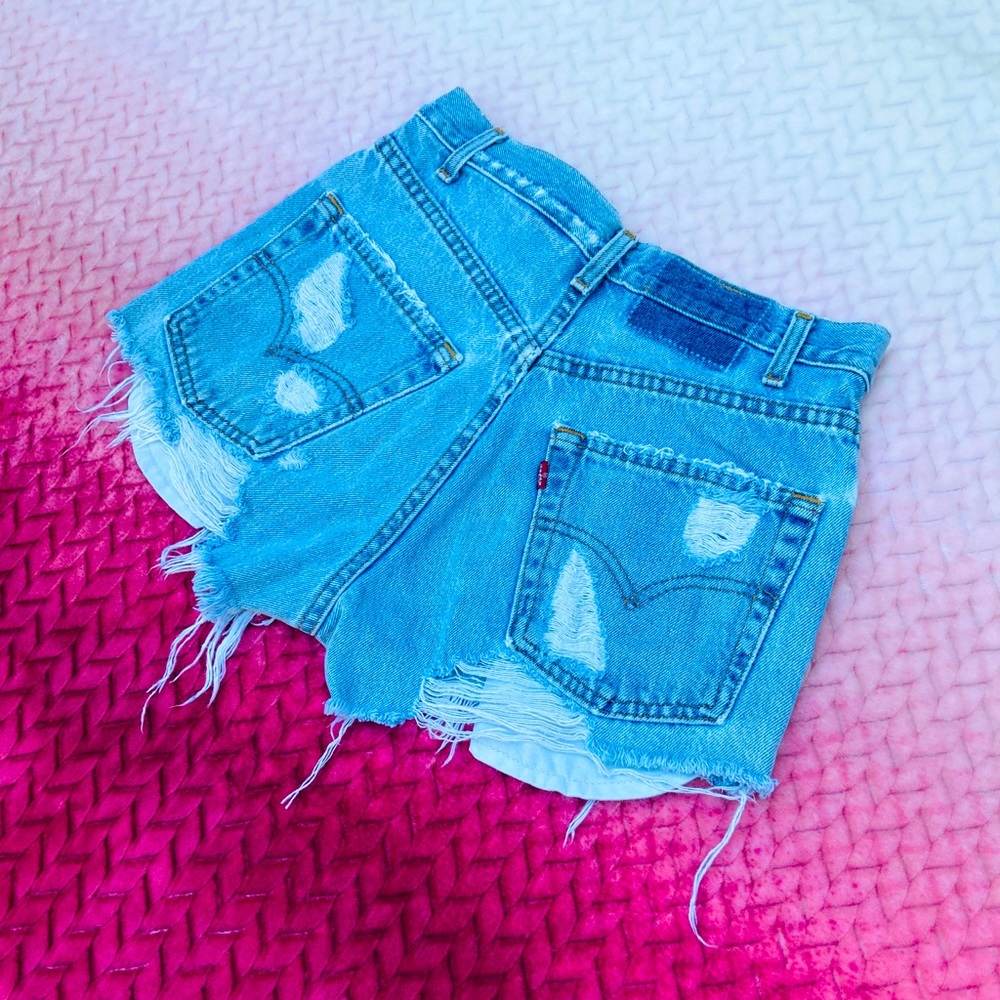 🌸Vintage 505 Levi’s jean shorts